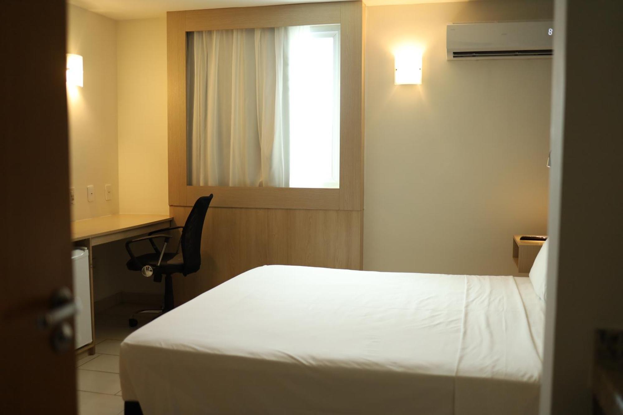 Comfort Hotel Campos Dos Goytacazes Esterno foto