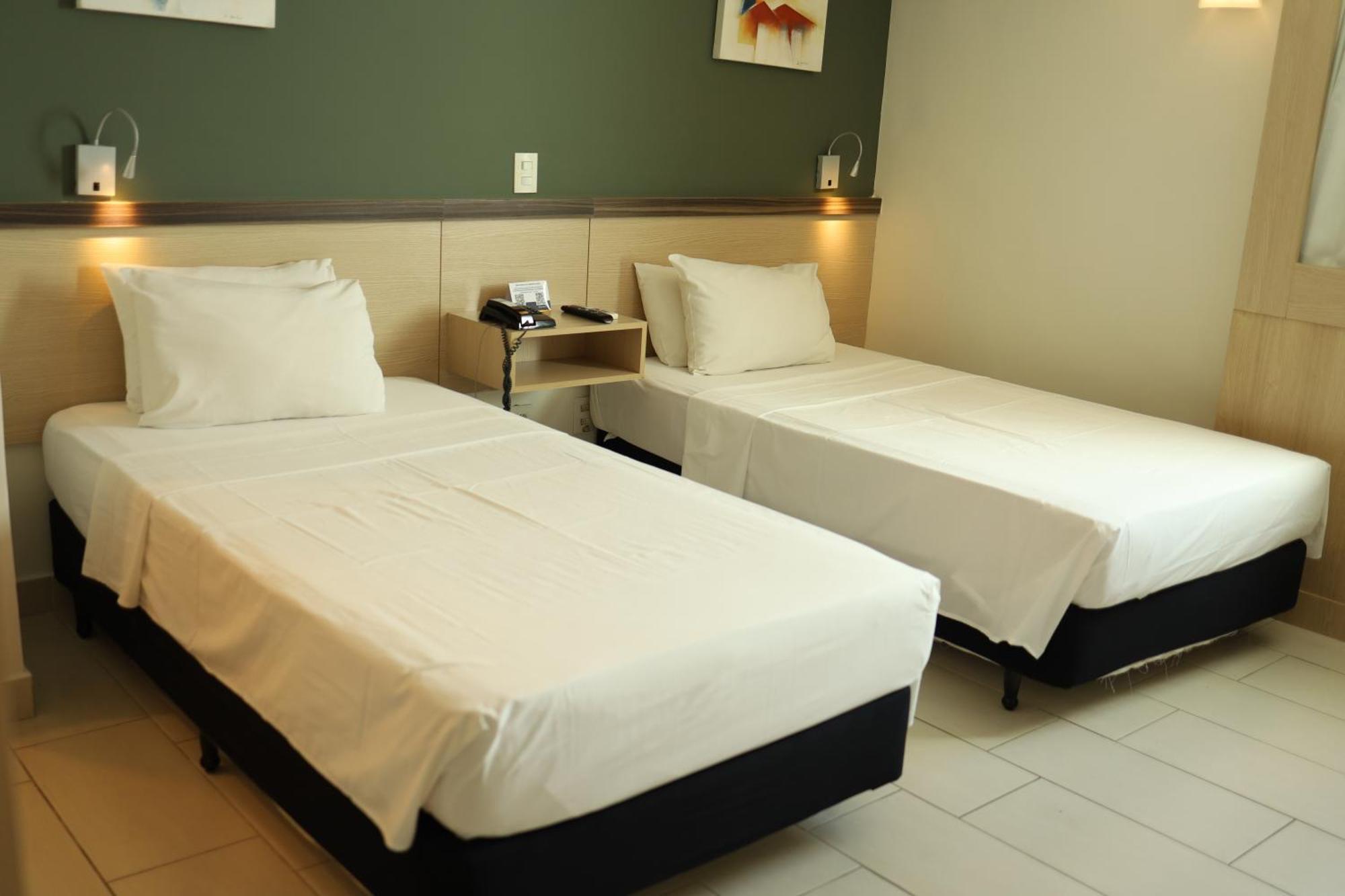 Comfort Hotel Campos Dos Goytacazes Esterno foto