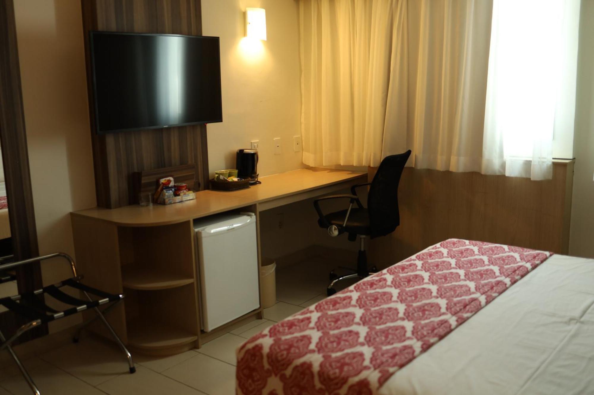 Comfort Hotel Campos Dos Goytacazes Esterno foto